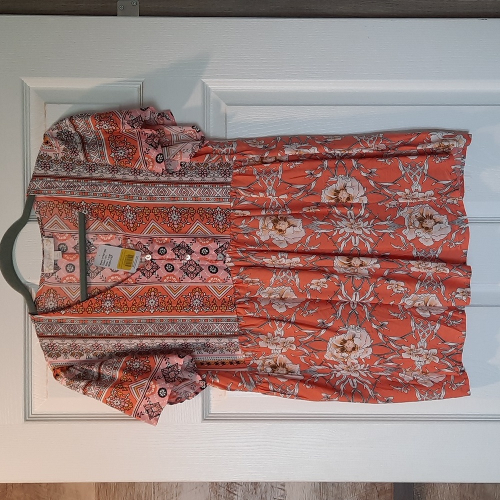 Suzanne Betro top